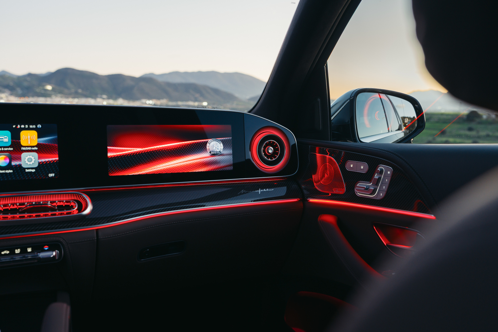 SMALL_50367-pre-media-26c0059-022